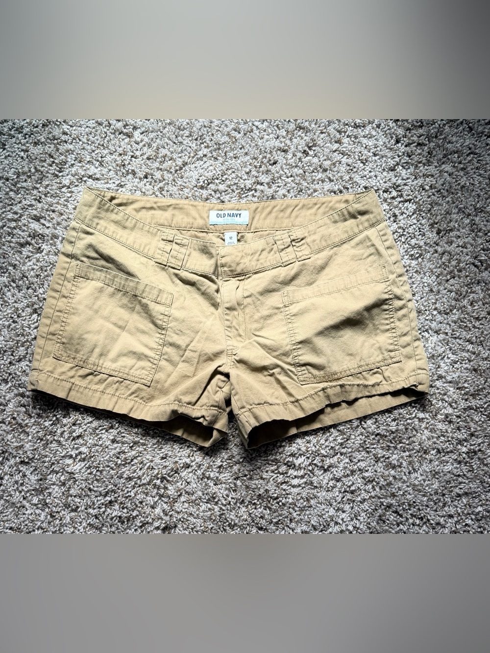 Old Navy Khaki Tan Cargo-Style Women's Shorts